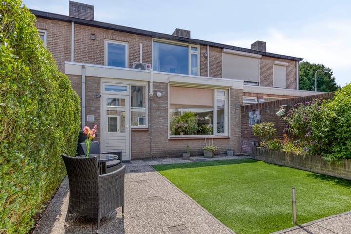 Photo 17 of Abraham Kuyperstraat 15