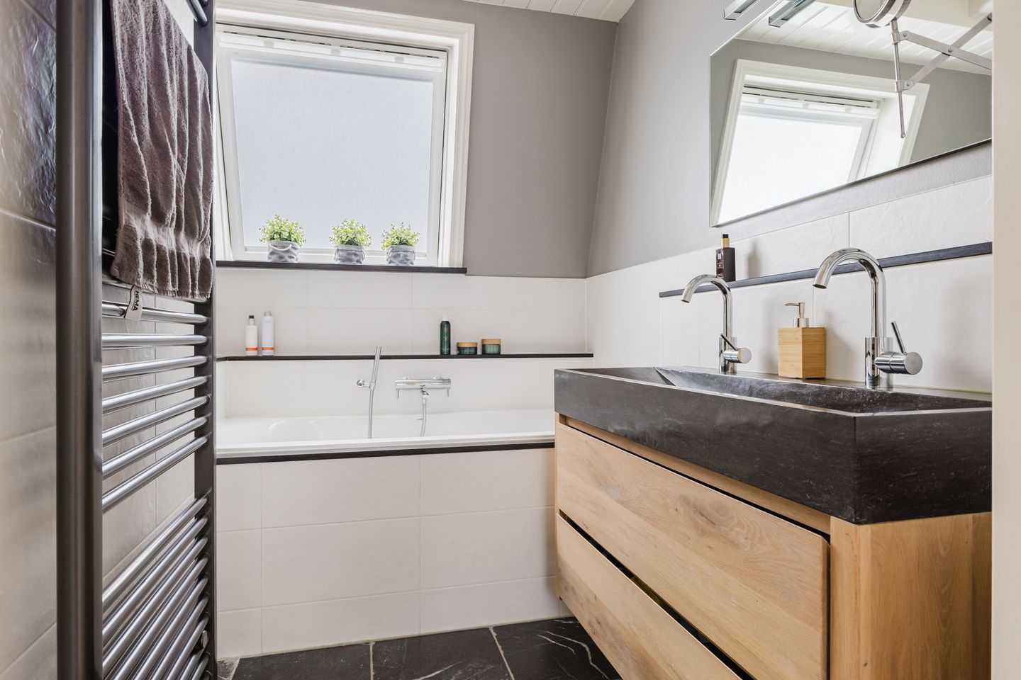 Foto 55 van de Kluft 32