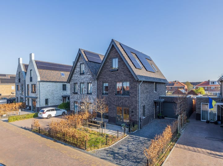 Foto 1 van Meeroever 24