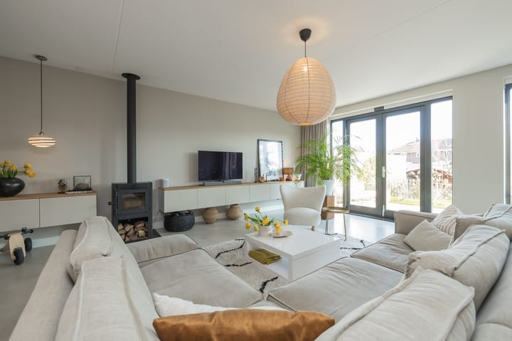 Foto 2 van Meeroever 24