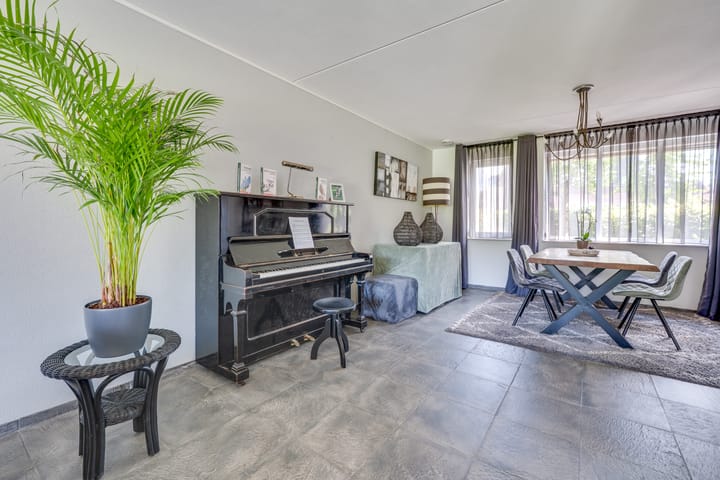 Foto 24 van Elisabeth van den Boschlaan 18