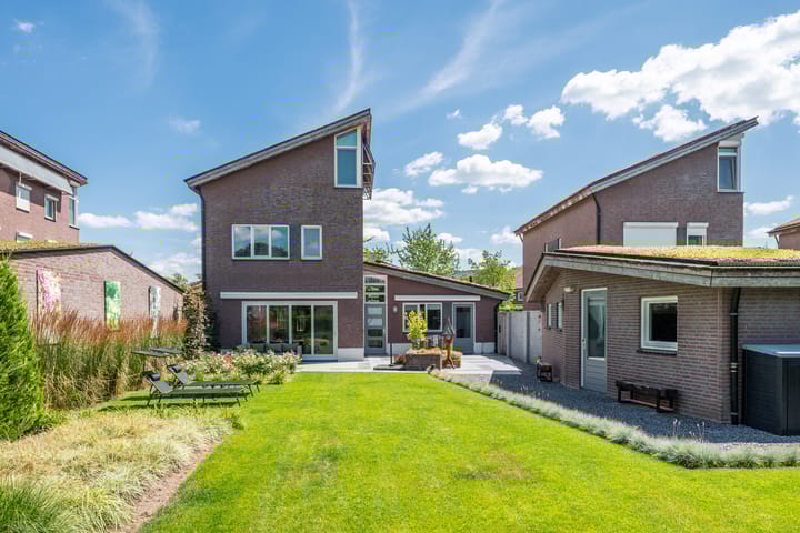 Foto 45 van Elisabeth van den Boschlaan 18