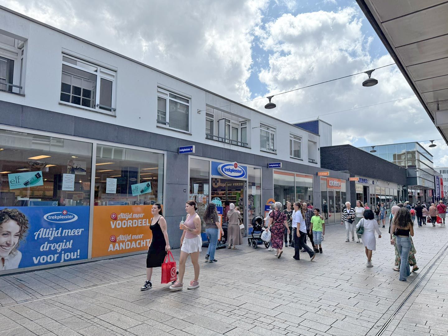 View photo 2 of Korte Promenade 18