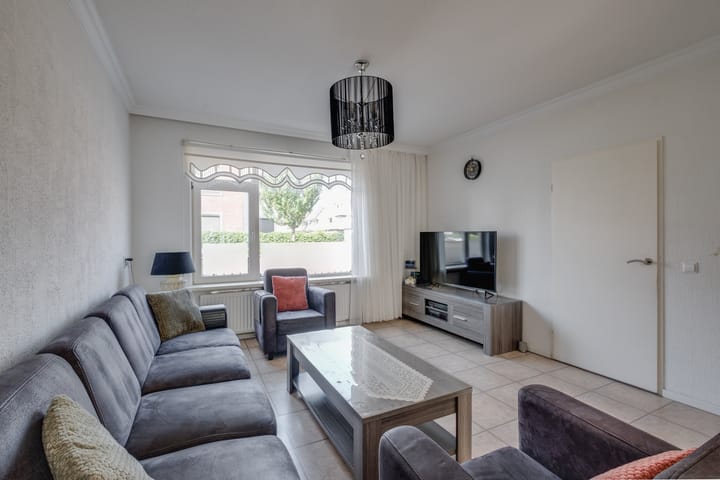 Foto 10 van Zwartewaterstraat 19