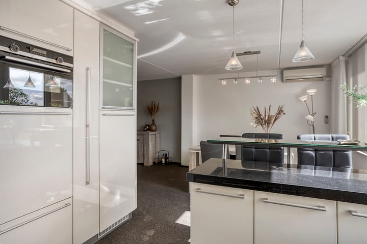 Photo 20 of Ospelseweg 2-C