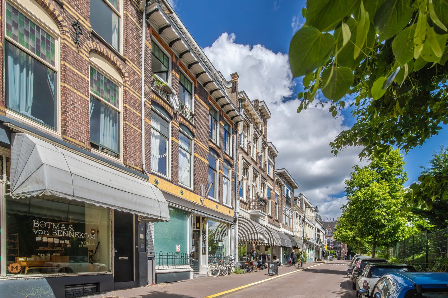 View photo 3 of Sonsbeeksingel 100