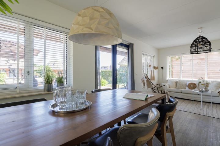 Photo 2 of De Bloemert 1-204