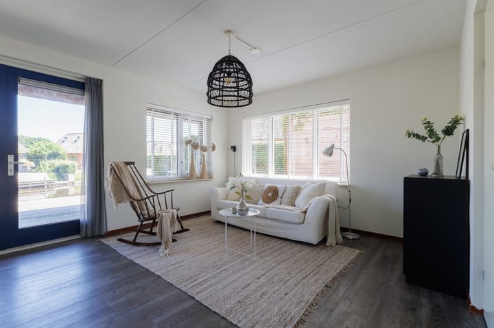 Foto 17 van De Bloemert 1-204