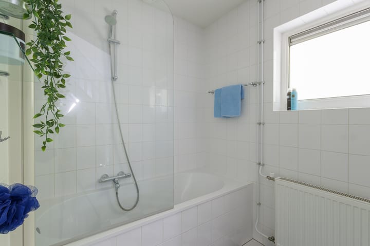 Foto 40 van De Bloemert 1-204