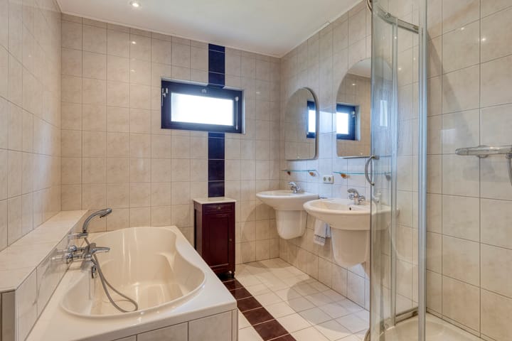 Foto 22 van Jonge Hagen 17