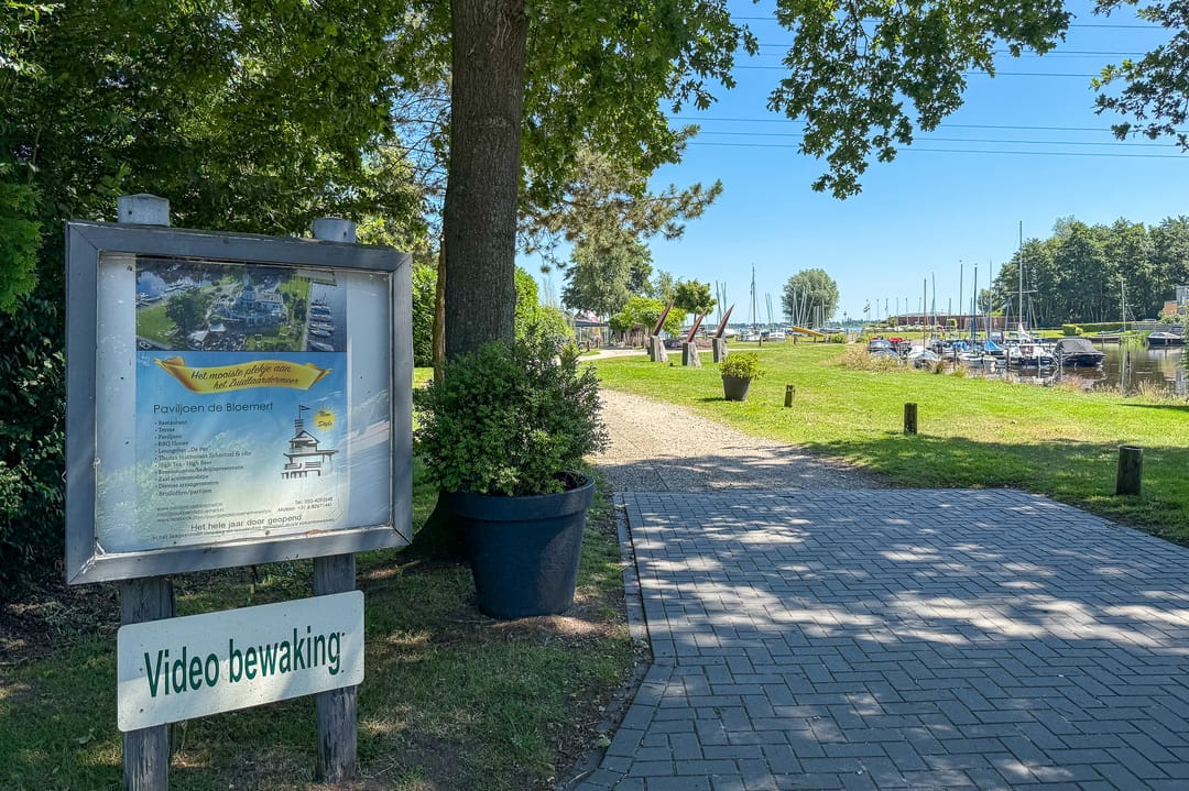 Photo 71 of De Bloemert 1-204