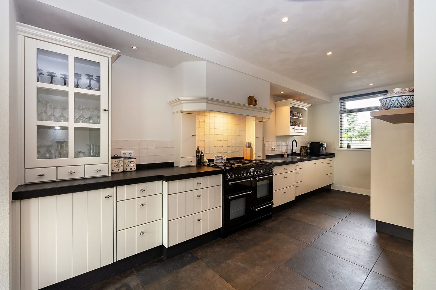 Photo 10 of Breukrand 320