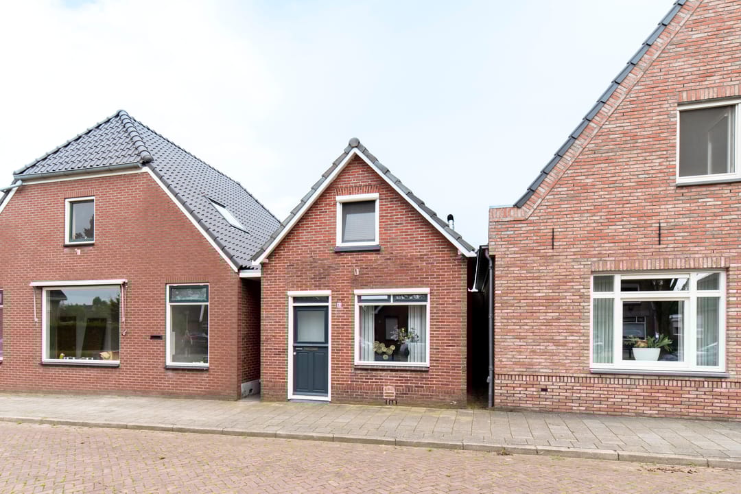 Foto 2 van Van den Broekestraat 35