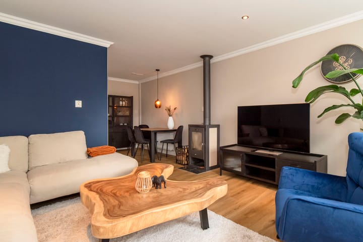 Foto 10 van Van den Broekestraat 35