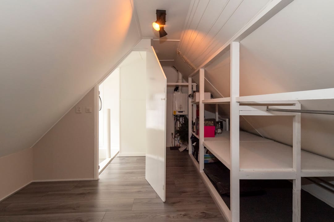 Foto 17 van Van den Broekestraat 35