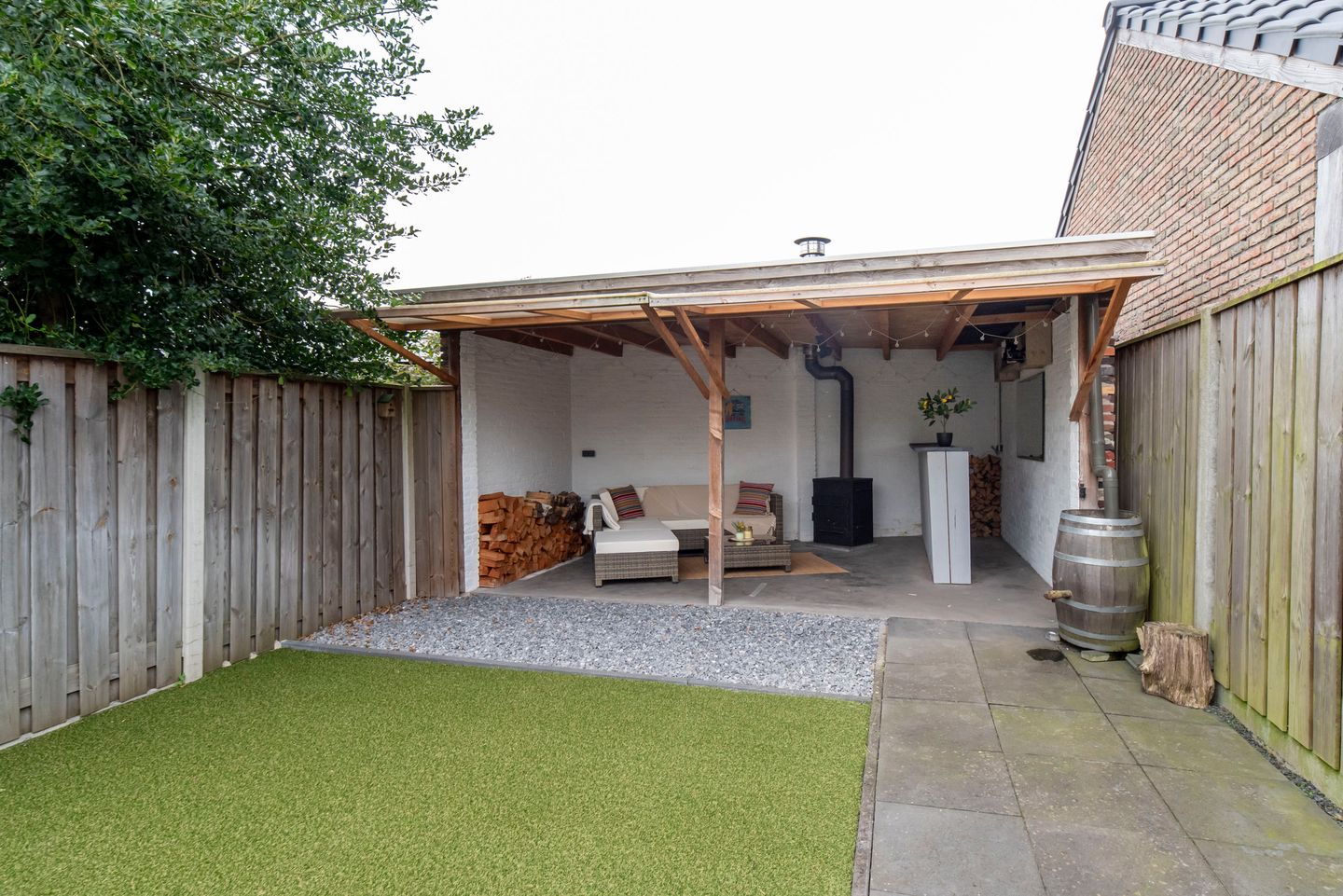 Foto 29 van Van den Broekestraat 35