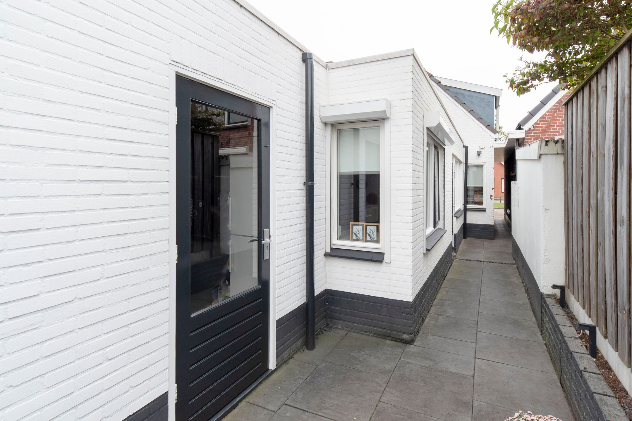 Foto 33 van Van den Broekestraat 35