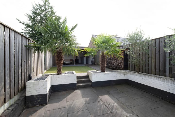 Foto 35 van Van den Broekestraat 35