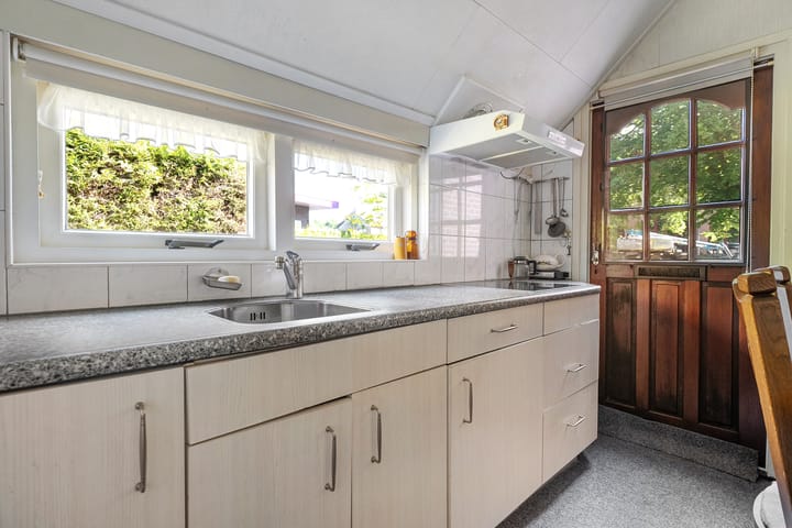 Photo 7 of Hoofdstraat 80