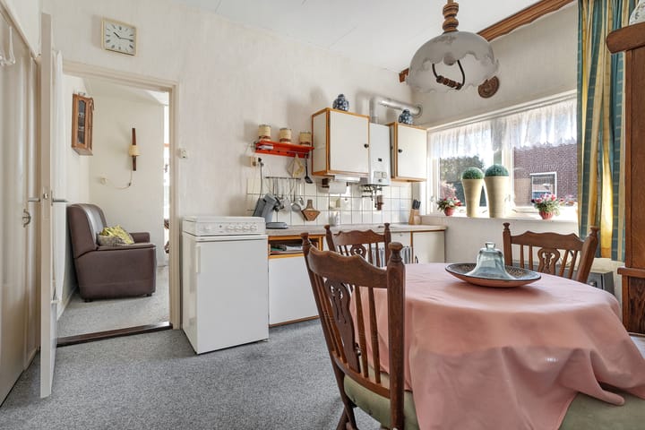 Photo 14 of Hoofdstraat 80