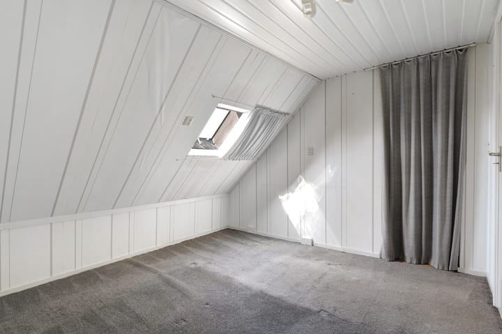 Photo 38 of Hoofdstraat 80