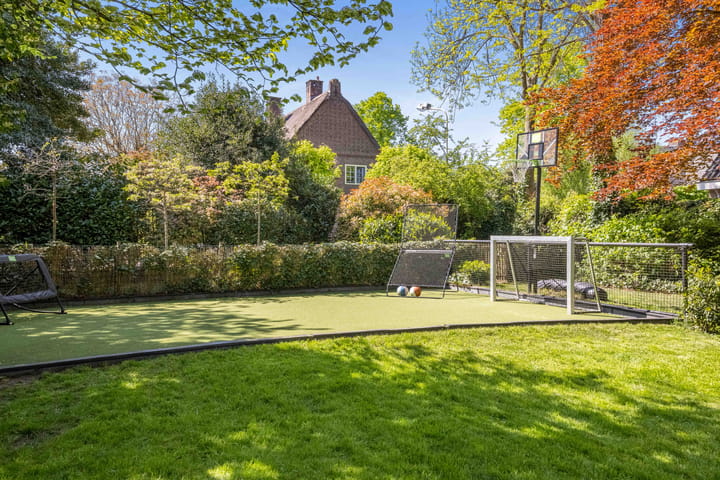 Photo 13 of Zevenend 81