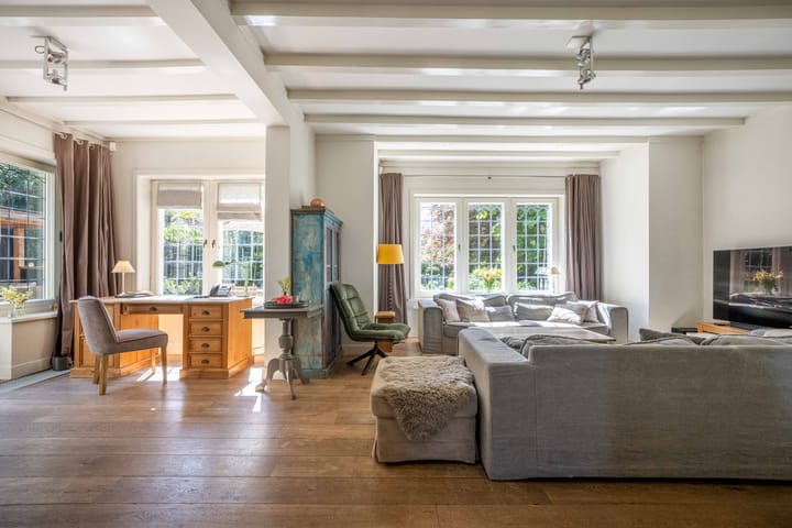 Photo 22 of Zevenend 81