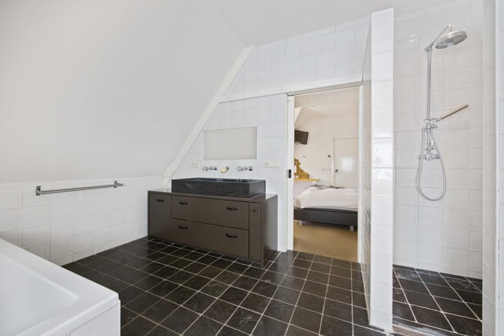 Photo 48 of Zevenend 81