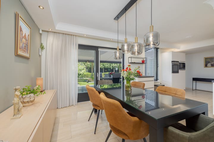 Photo 10 of Aalscholverlaan 24