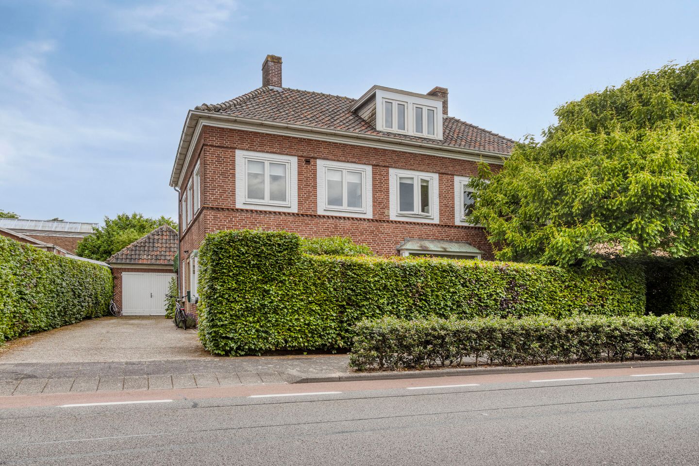 Photo 1 of Kardinaal van Rossumstraat 32