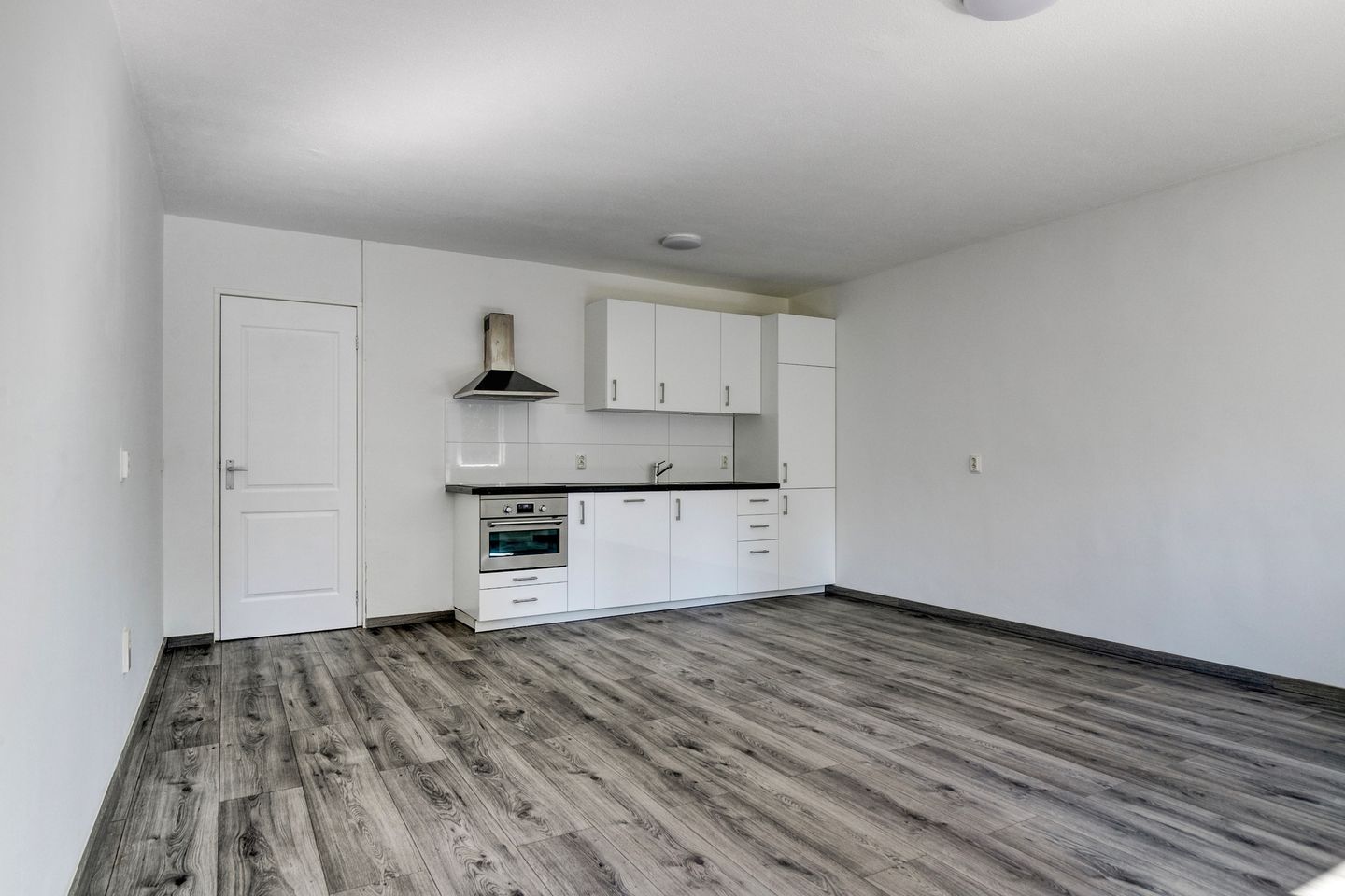 Photo 5 of Graaf Balderikstraat 85