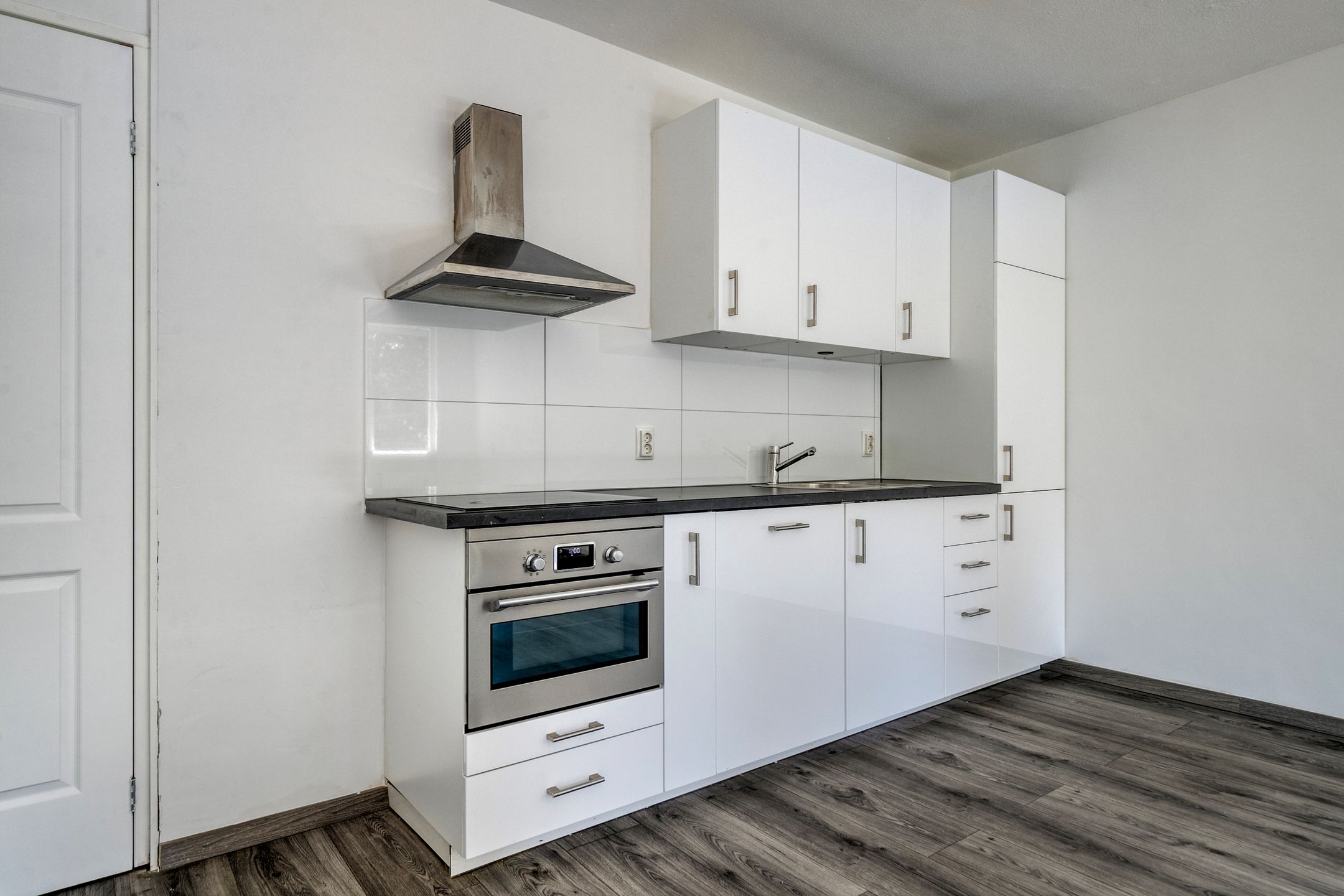 Photo 6 of Graaf Balderikstraat 85