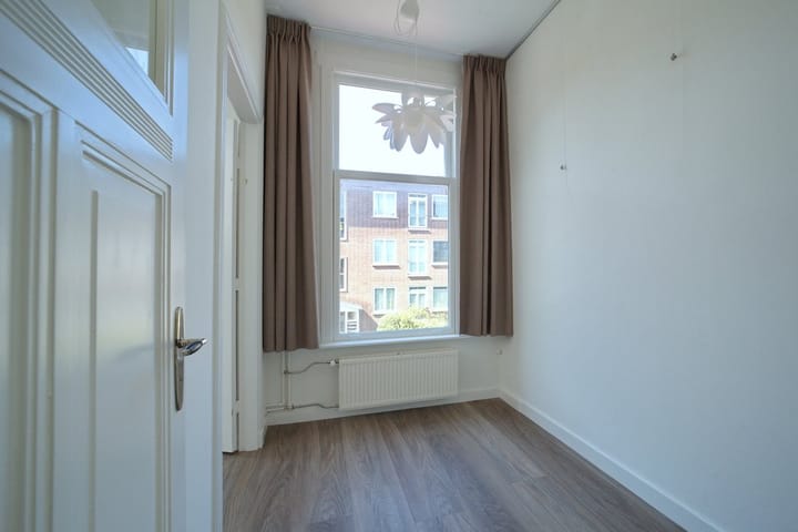 Foto 13 van Van Bleiswijkstraat 54