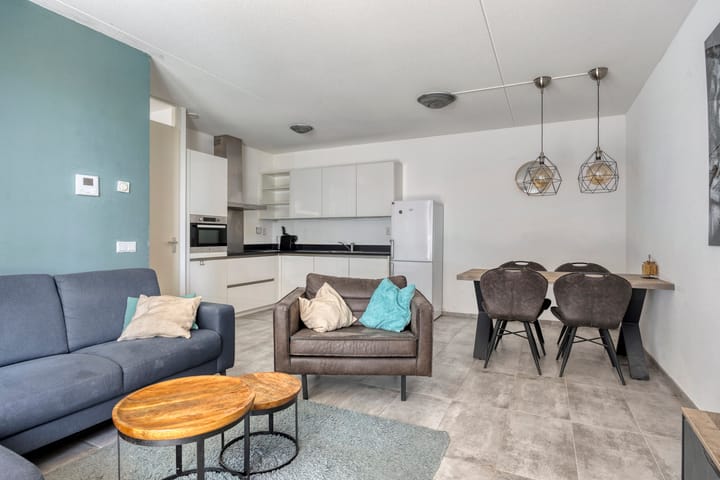 Foto 3 van Amerigo Vespucciweg 54