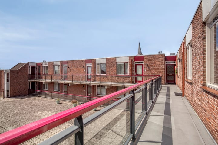 Foto 5 van Bovenkerkseweg 4-D