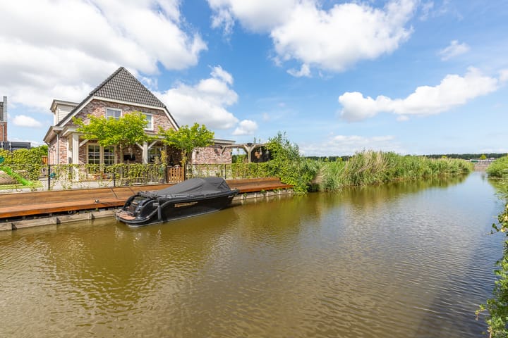 Photo 3 of Ernest Waltonstraat 5