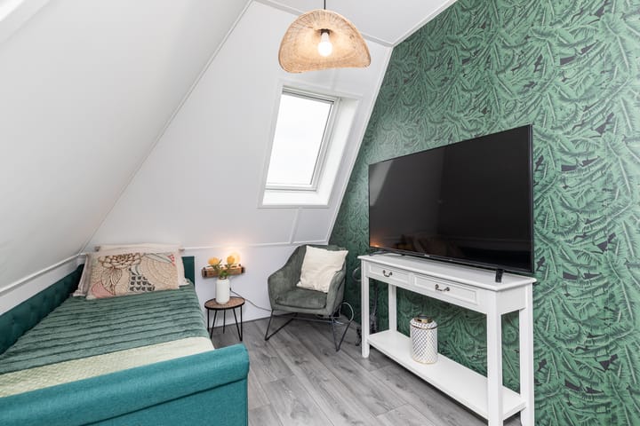 Photo 72 of Ernest Waltonstraat 5