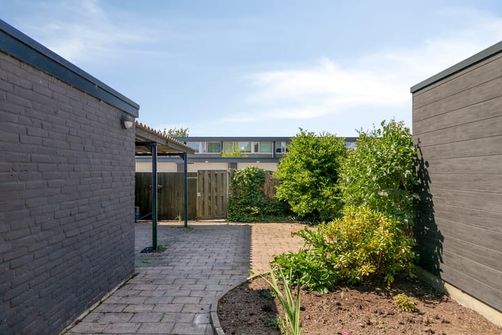 Foto 4 van de Leeuwstraat 9