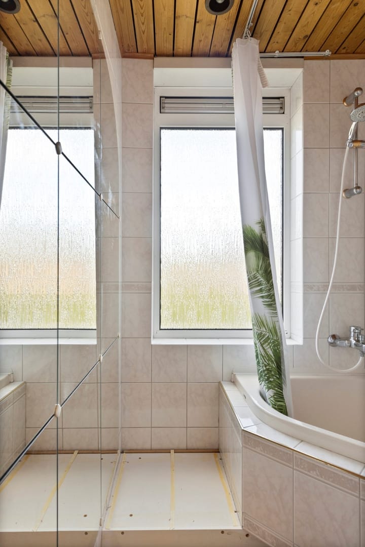 Foto 20 van President van Heelstraat 38