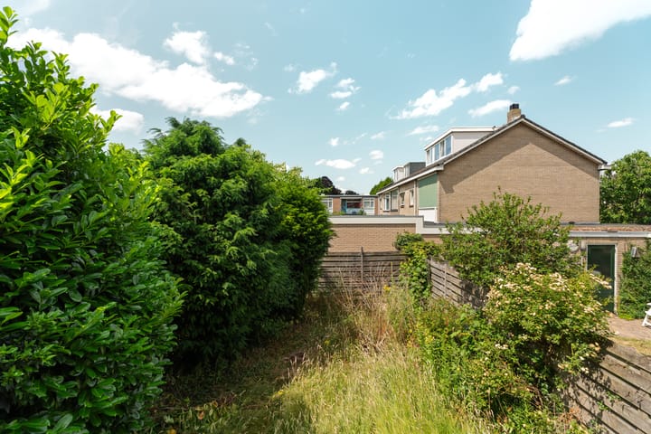 Foto 38 van Henry Dunantstraat 3