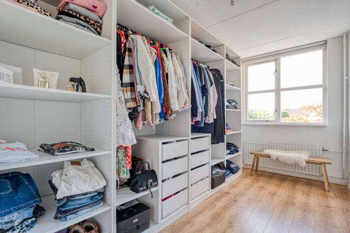 Photo 27 of van der Helststraat 25