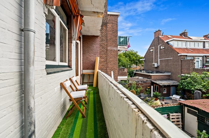 Photo 13 of Jan ten Brinkstraat 72