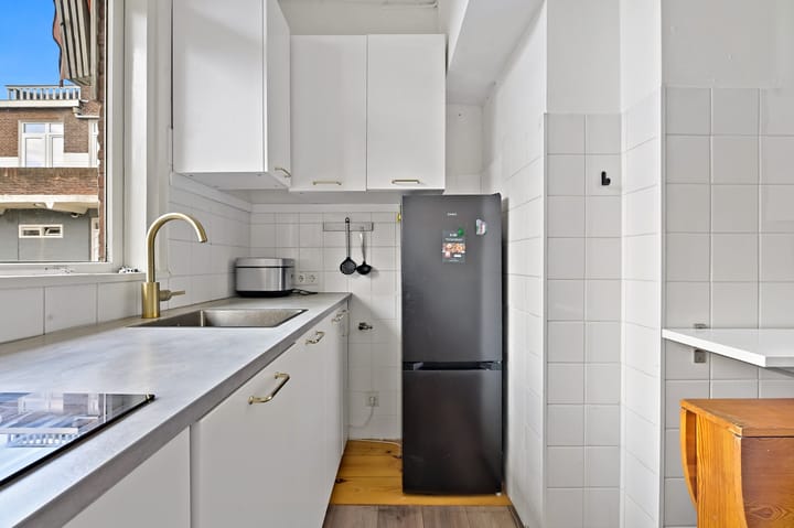 Photo 17 of Jan ten Brinkstraat 72