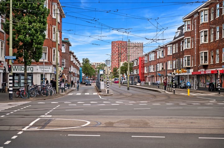 Photo 30 of Jan ten Brinkstraat 72