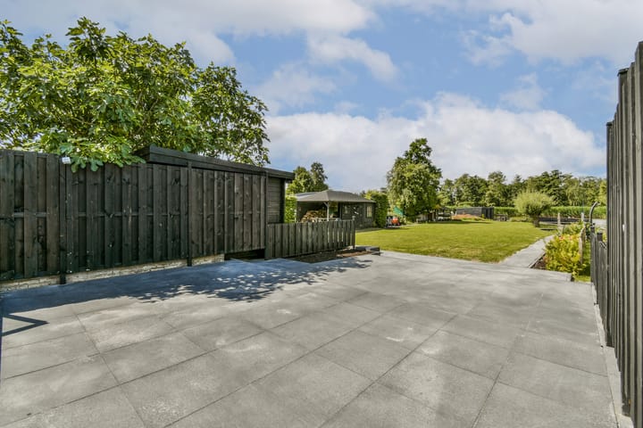 Foto 15 van Schoolstraat 19