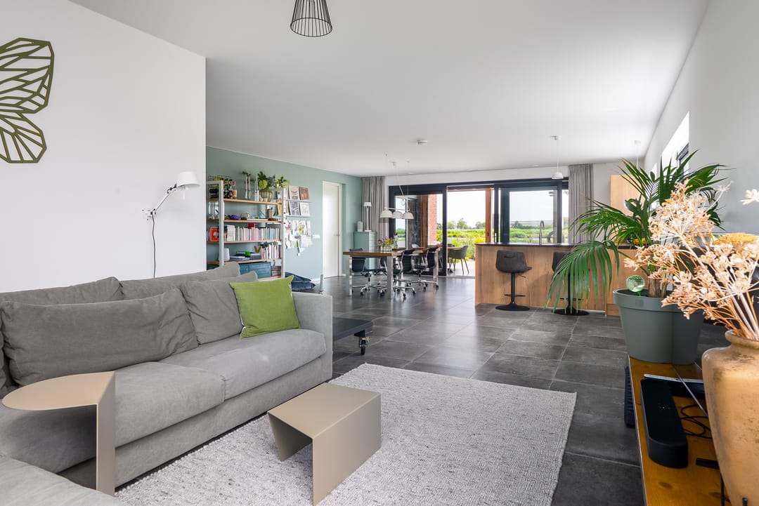 Photo 8 of De Waring 5-E