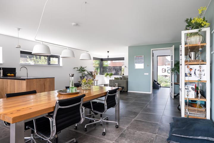 Photo 9 of De Waring 5-E