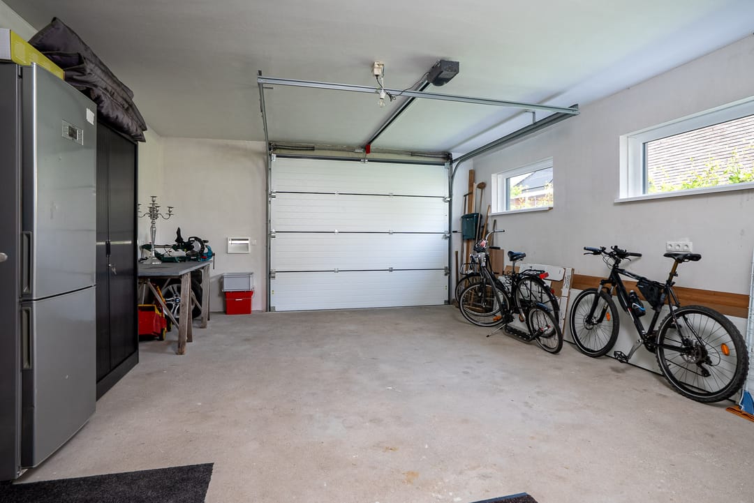 Photo 22 of De Waring 5-E