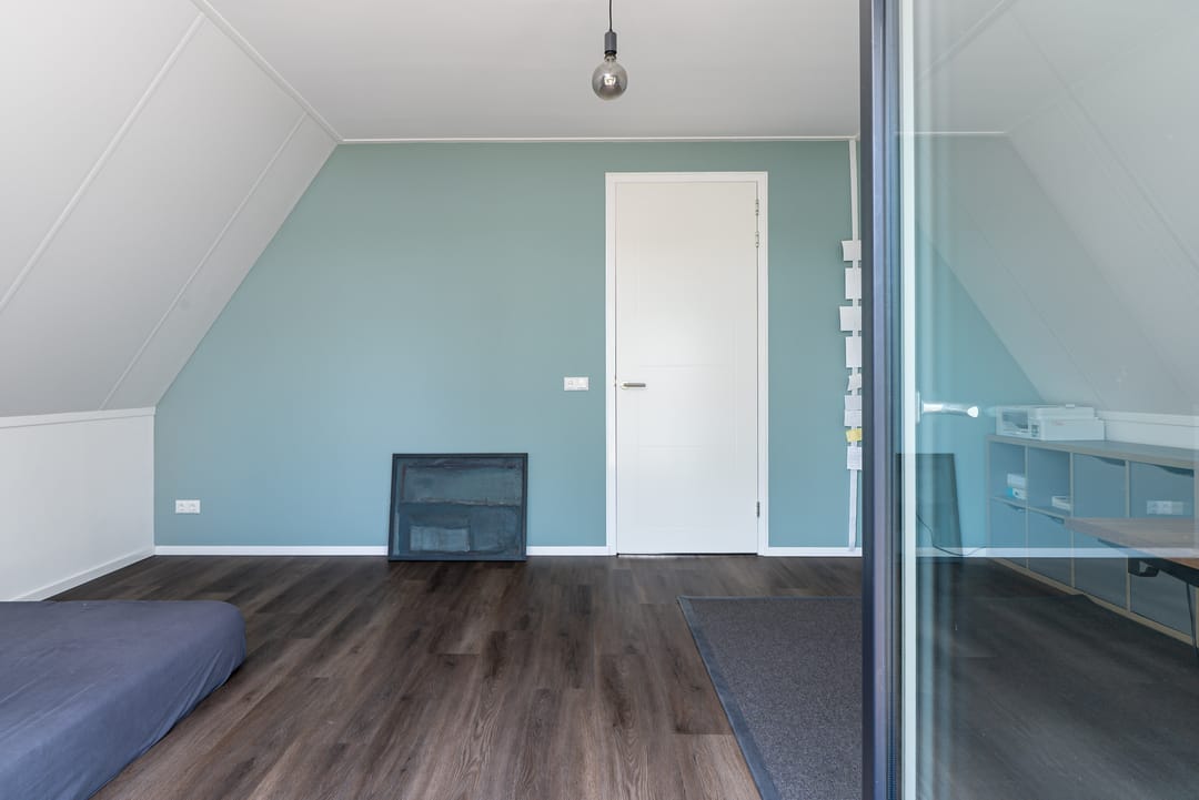 Photo 31 of De Waring 5-E