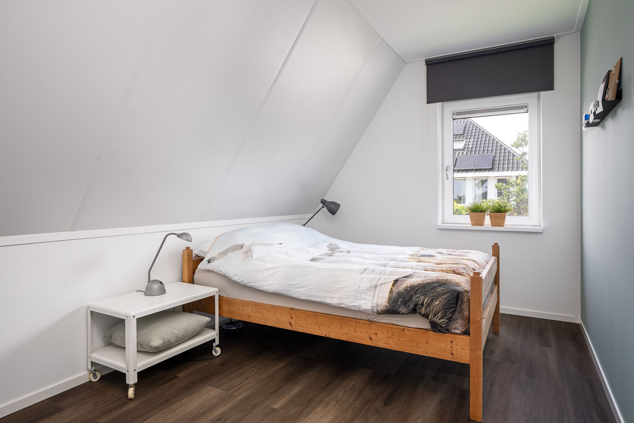 Photo 33 of De Waring 5-E